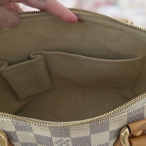 Louis Vuitton Cream and Gold Women's Bag